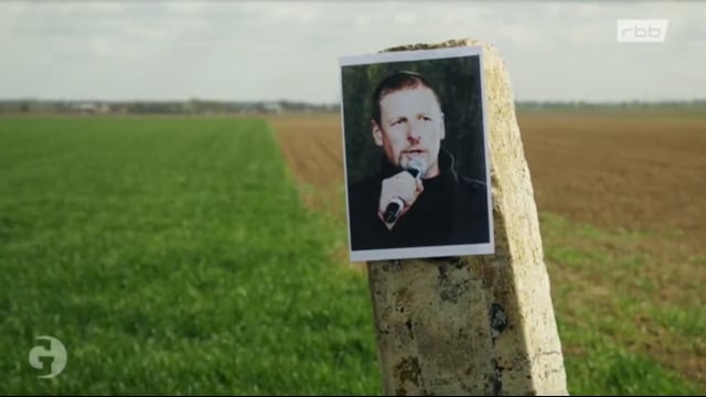 deVine Voices Native German Male Voiceover TV Documentary