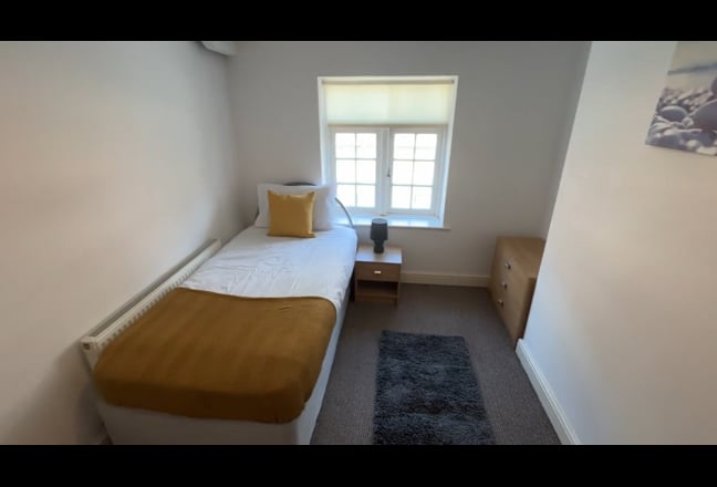 Stunning Single Room for Rent – Canal Road, Workso Main Photo