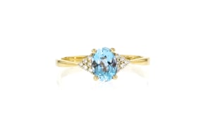 .90 Carat Aquamarine Ring with Diamonds in 18kt Yellow Gold