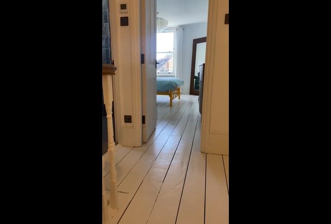 Large double bedroom  Main Photo