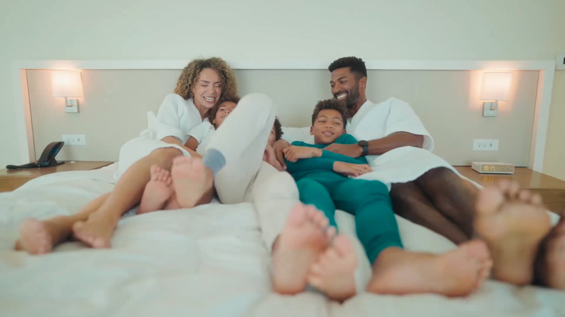 https://i.vimeocdn.com/video/2025671534-ee82088b4c49b2f880f510d06bd21568e431d1d0039a418a1f600c68e92b6342-d
