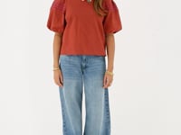 Bordeaux top met pofmouwen_1