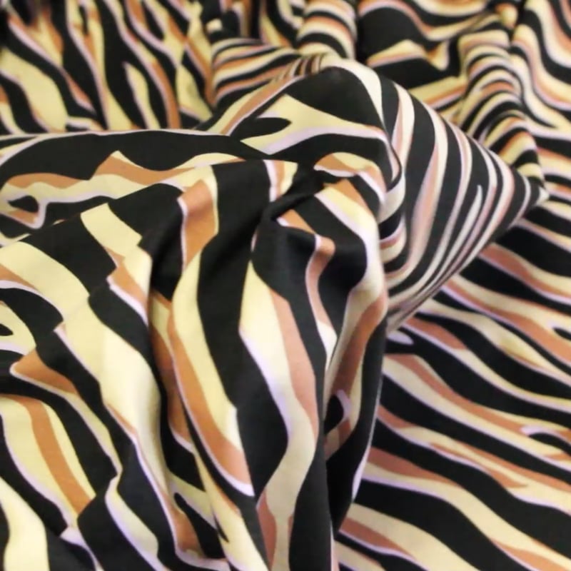 Vidéo: Jersey coton peigné & élasthanne – Zèbre noir, beige & lilas