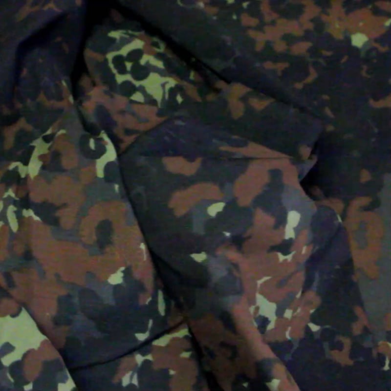 Vidéo: Satin coton viscose & élasthanne - Camouflage