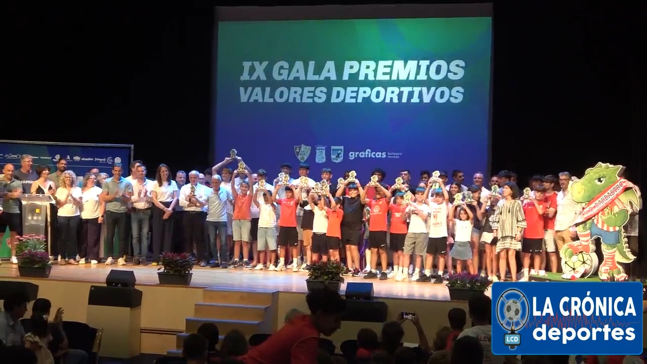 ENTREGA DE PREMIOS (9ª Gala Valores Fútbol Base en Barbastro) Organizada por Graficas Barbastro.