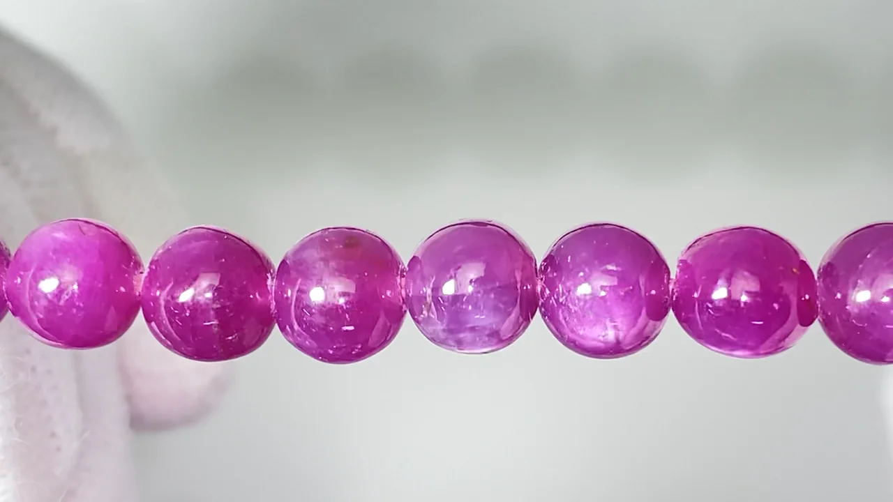 動画】【1点もの】宝石質ピンクスターサファイアAAA ラウンド6.5mm 1連