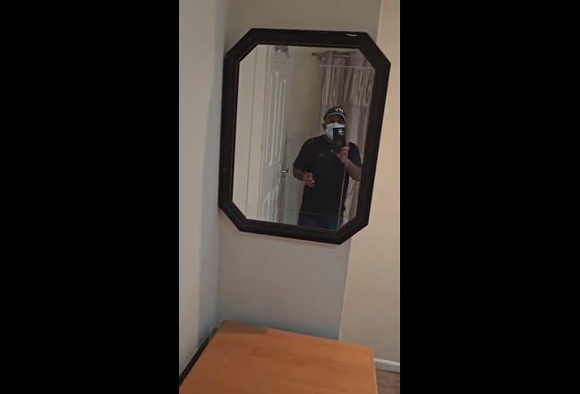 Video 1: Room Photo