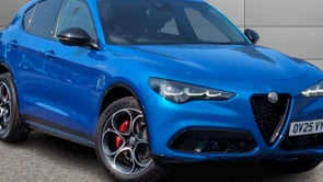ALFA ROMEO STELVIO 2025 (25)