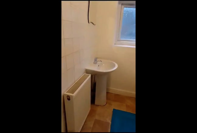 Last Room, Very Spacious Rooms in Town Centre. Main Photo