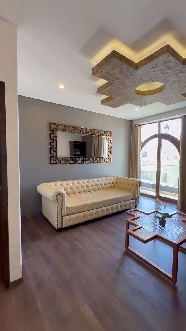 Illampu Art Boutique Room Tour