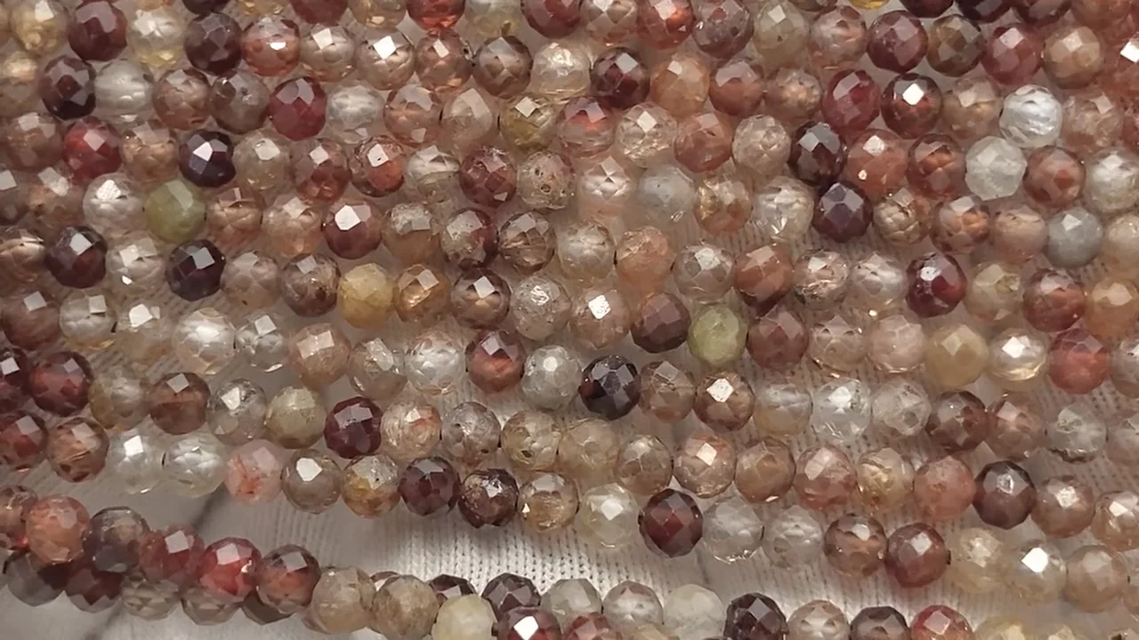 天然ブラウンジルコン ラウンドカット3mm 1連｜天然石ビーズの卸問屋