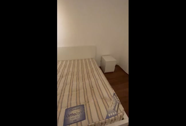 2B1B, Soas,Ucl ,Lse First floor Balcony  Main Photo