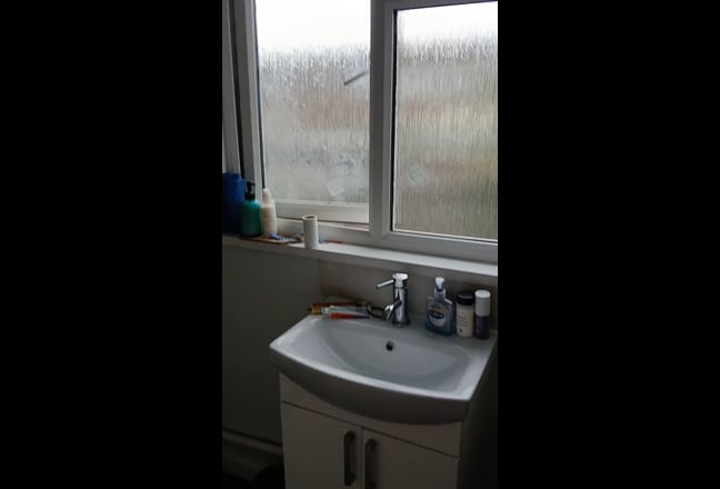 Video 1: Main bedroom