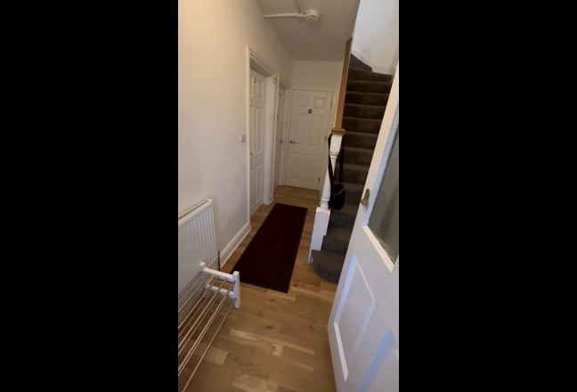 62NAR2 - 🛏️ Comfortable Ground Floor Room  Main Photo