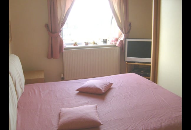 Room with a view in the West End Main Photo