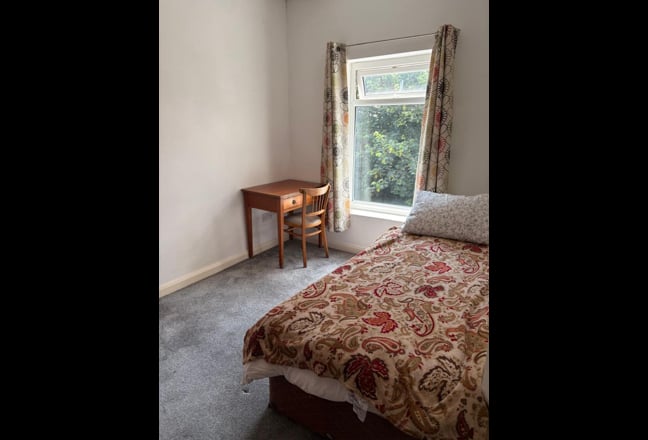   furnished  room  in  London  SE18 Main Photo