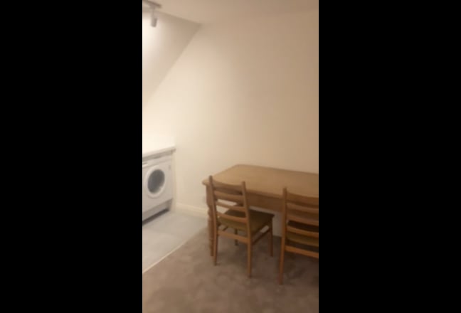 Beautiful en-suite studio Main Photo