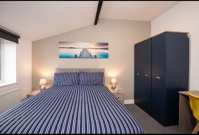 Stylish en-suite rooms single, tidy professionals Main Photo