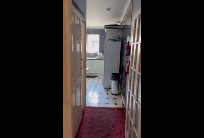 Room Share with 1 Person, All Bills Included Main Photo