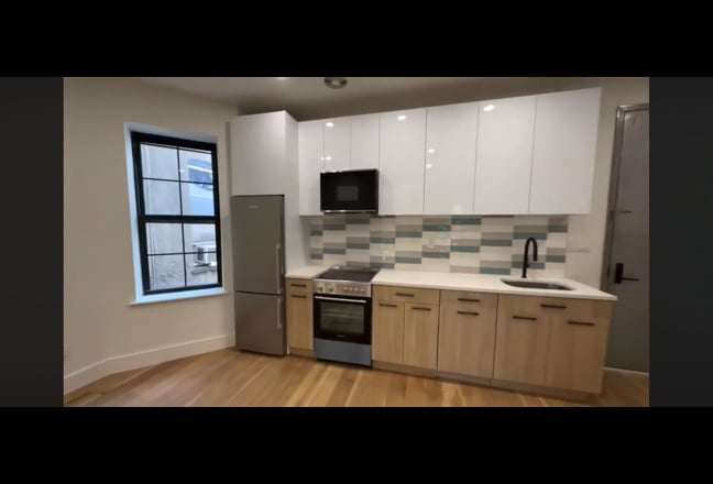 Rooms for rent in prime location Main Photo