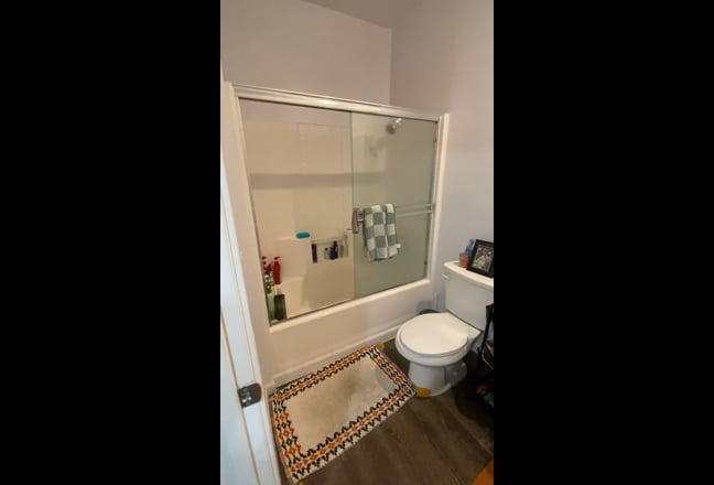 Room w/ Attached Balcony and Shared Bathroom 91343 Main Photo