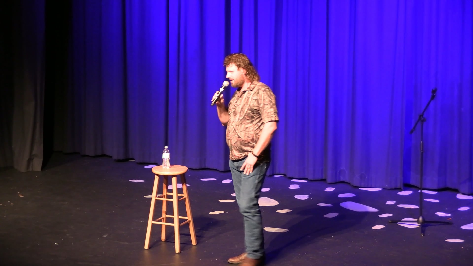 Promotional video thumbnail 2 for Mark Bennett Comedy