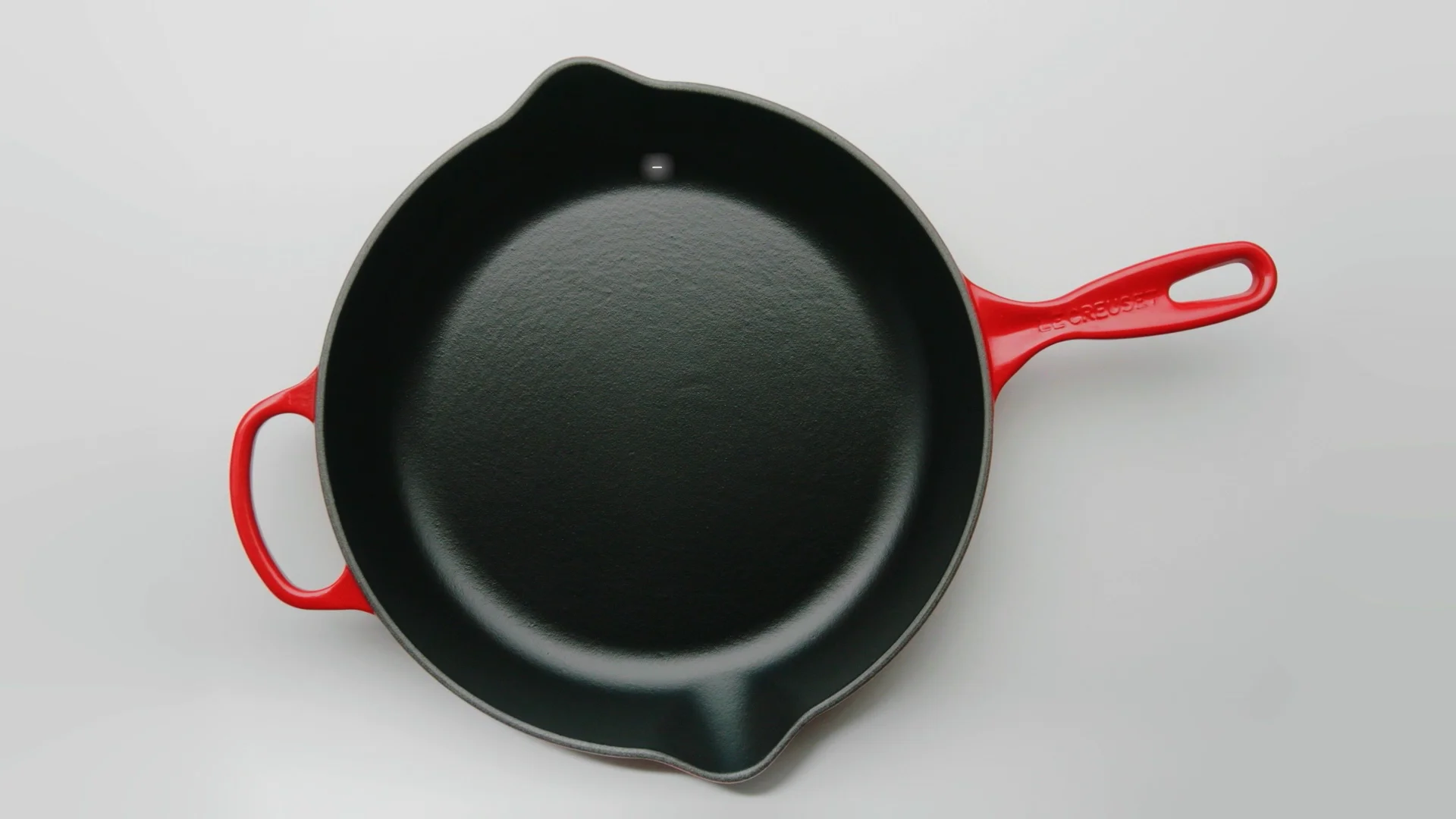 Cast Iron Round Skillet | Le Creuset FI