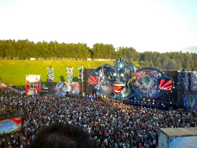 tomorrowland-2009-mainstage-boom-on-vimeo