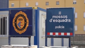 Un jove ferit per arma blanca durant una baralla en un bar