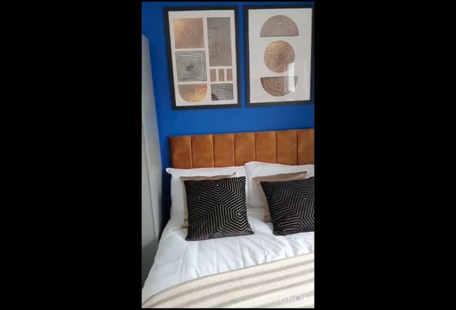 Fantastic house share - double room with ensuite Main Photo