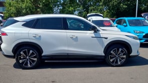 MG MG HS 2025 (25)