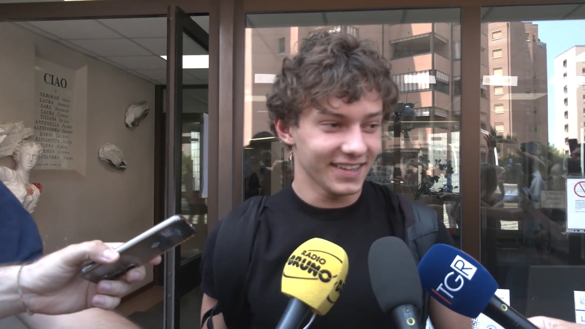 Anche Kimi Antonelli alle prese con il tema d’italiano