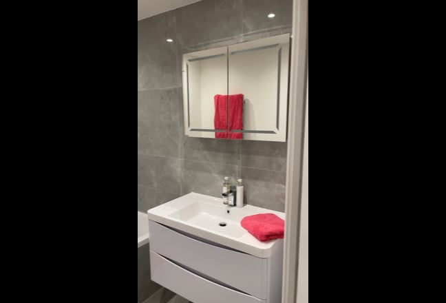 Double Room in Borehamwood | Ground Floor Flat Main Photo