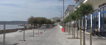 Obert parcialment el Passeig Lluís Albert