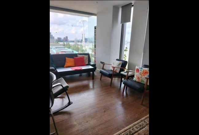 8 minute walk from North Greenwich Station Main Photo