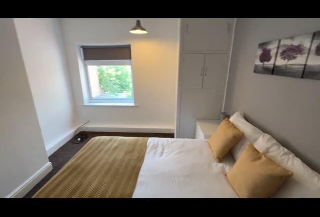 Furnished Double Bedroom to Rent in Shirebrook Main Photo