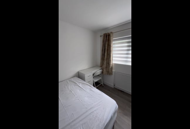 Double room to rent near hospital Main Photo