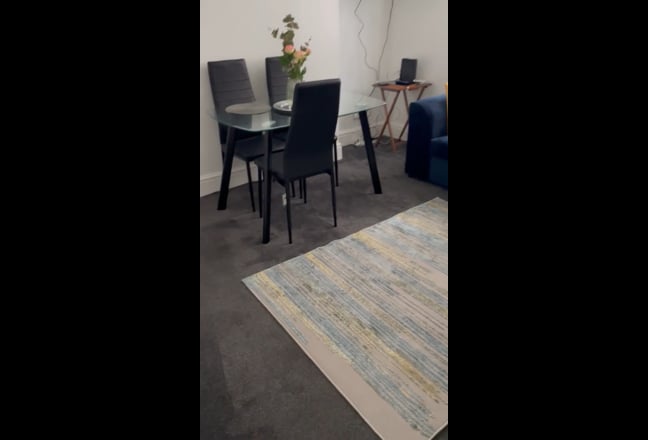 🌟 1 Double room in a newly renovated property 🌟 Main Photo