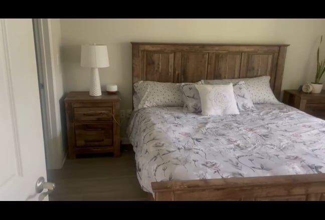 Large room for rent  Main Photo