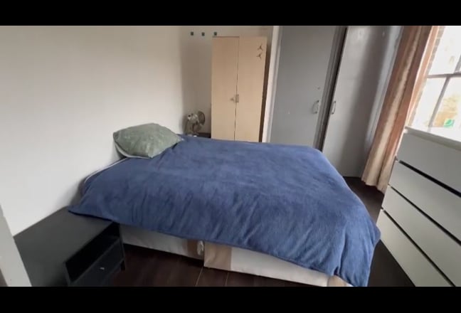 Large Double Room Brixton Main Photo