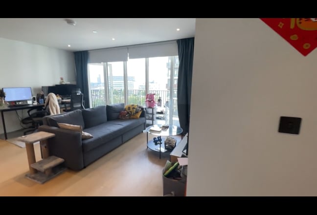 Luxury 1 bed in White City development, W12 Main Photo