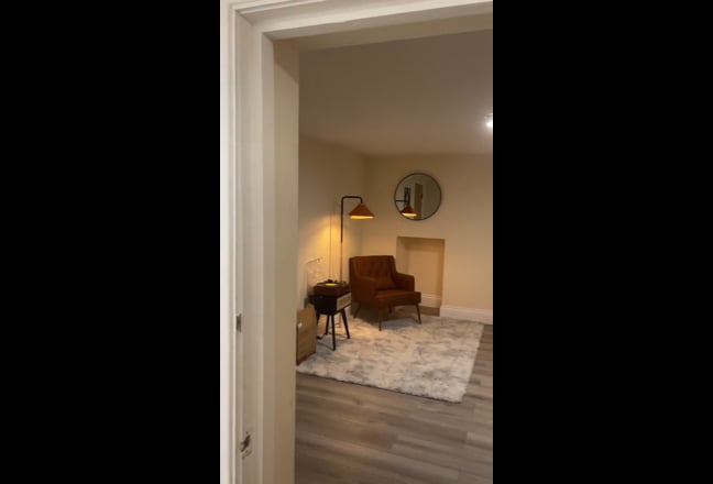 Lovely en-suite & single in a Lux 4 Bed flat😍 Main Photo