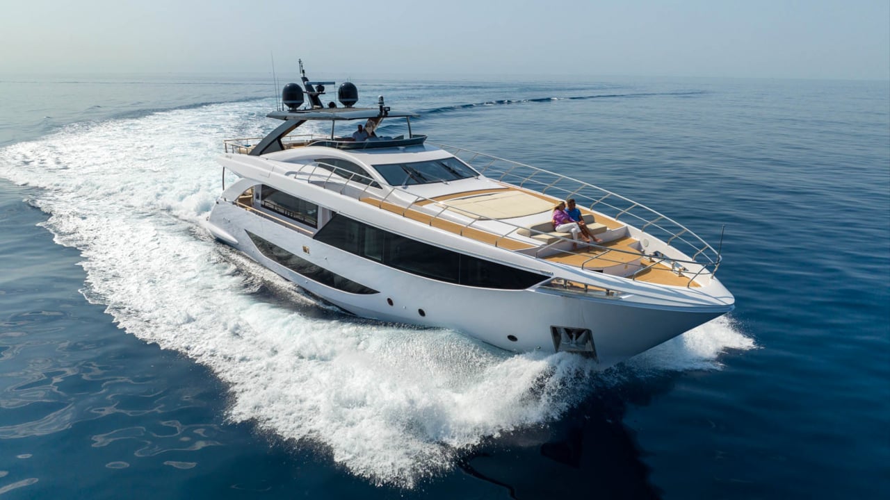 BACCARAT yacht film