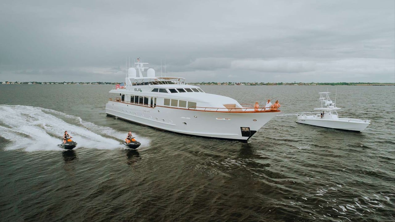 SKY yacht film