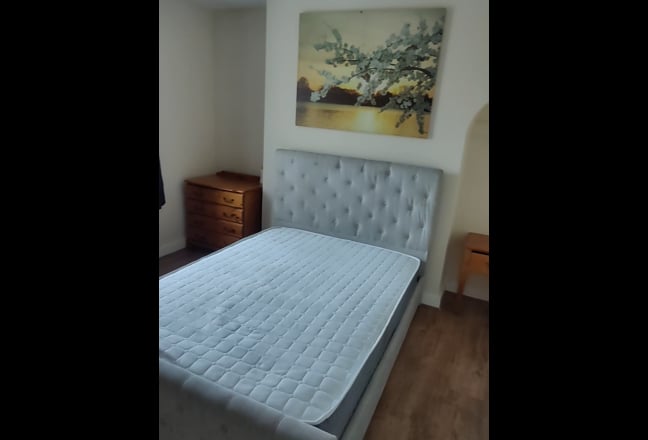 Room for Rent  Main Photo