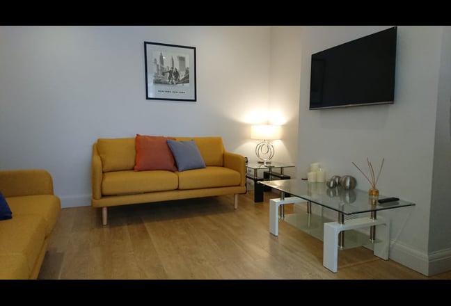 Exceptional Accomodation in First Class Home Main Photo