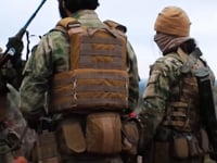 برومو "إن لم يكن معنا الله، فلا وجود للنصر" قبل الدخول إلى مدينة حماة