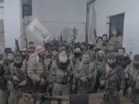 بيان من ثوار القلمون يعلنون فيه تنسيقهم مع فصائل الشمال السوري والمشاركة في مجريات معركة ردع العدوان