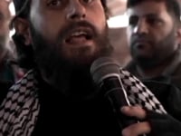 مشاركة قاسم جاموس في احتفالات النصر في بلدة كناكر في ريف دمشق