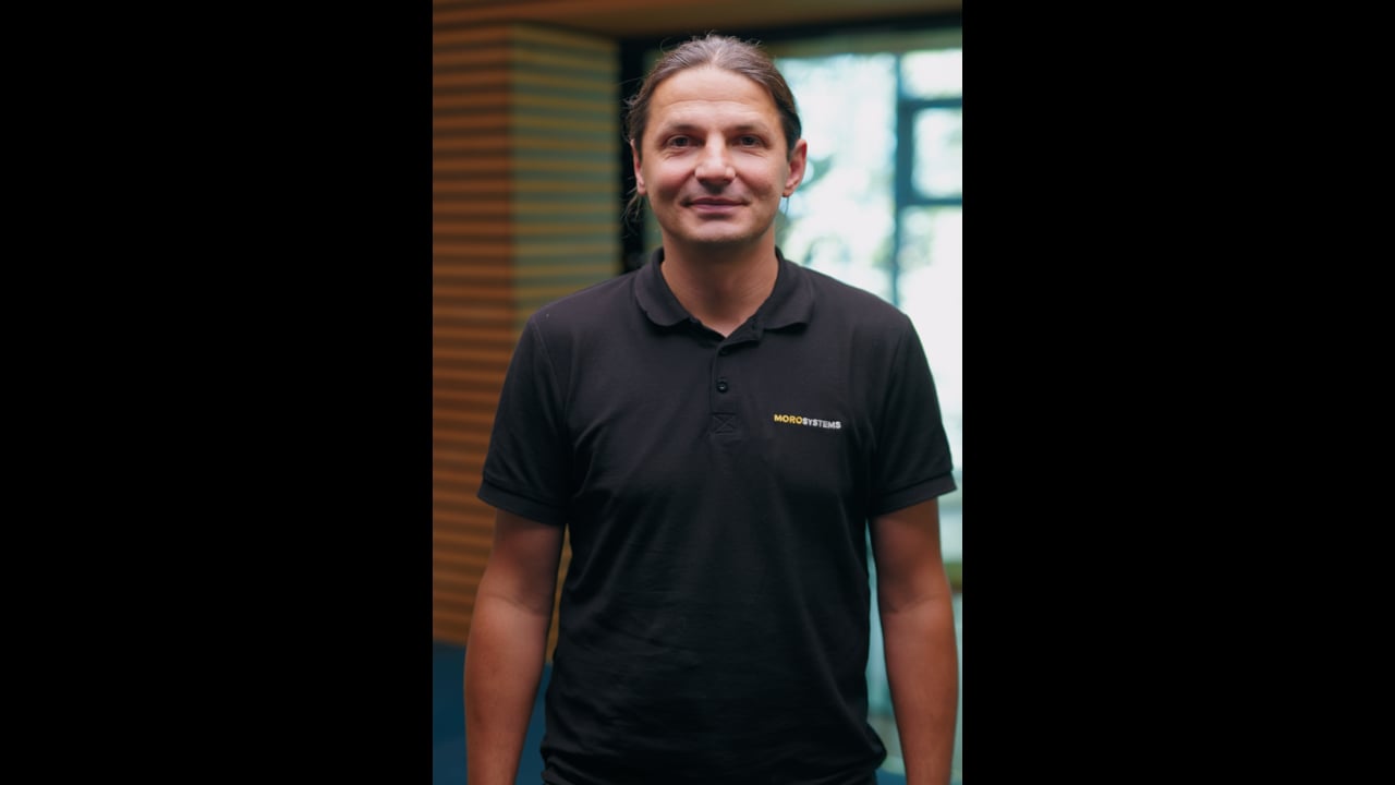 
        
          Tomáš Páral
        

        
          –
        

        
          CEO
        
        